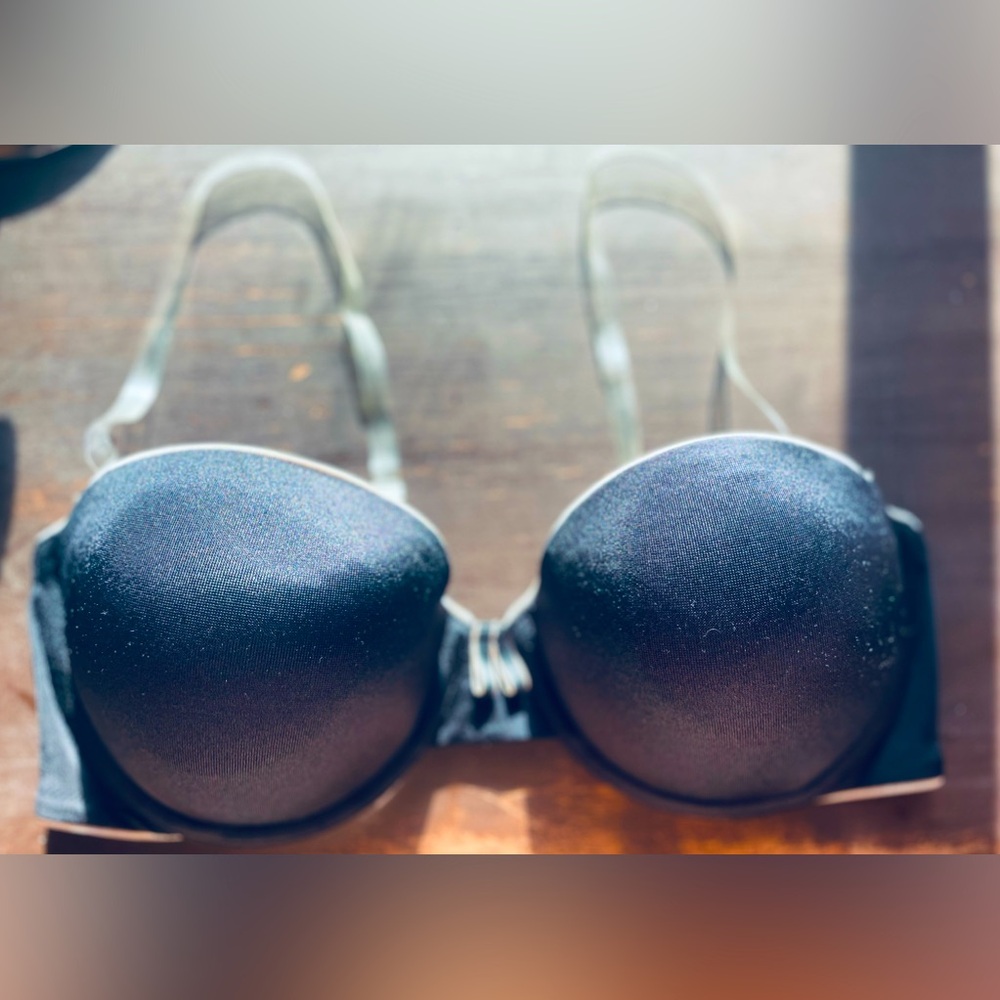 Lily of France Bra with removable straps, 38C